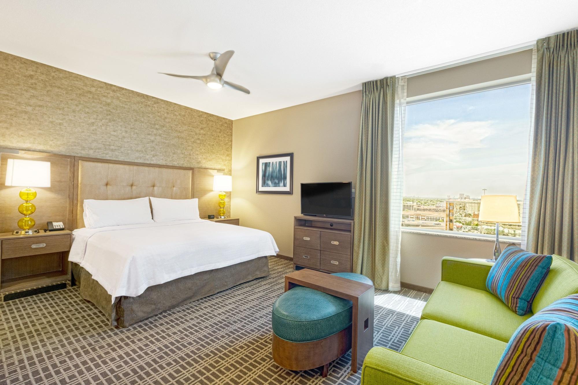 Hotel Homewood By Hilton Downtown