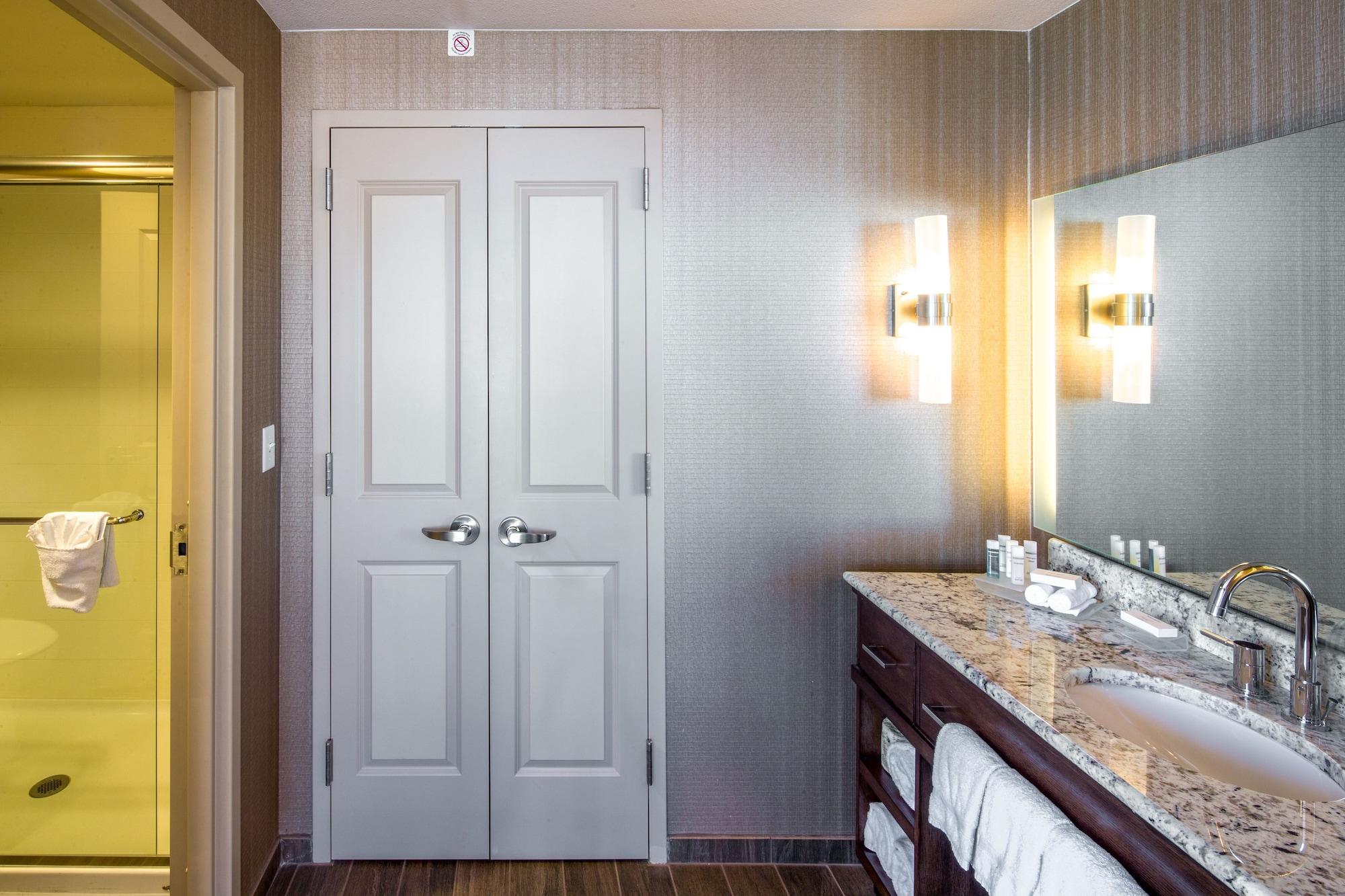 Hotel Homewood By Hilton Downtown 3*