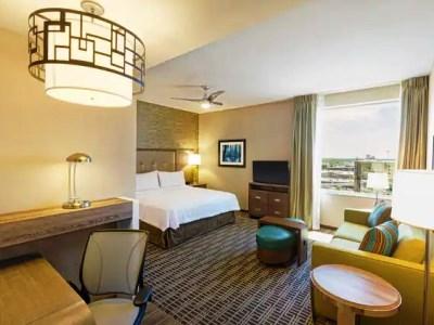 Hotel Homewood By Hilton Downtown